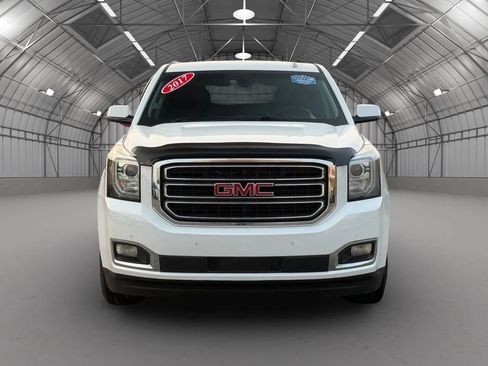 Used 2017 GMC Yukon SLT AWD/4WD image 2