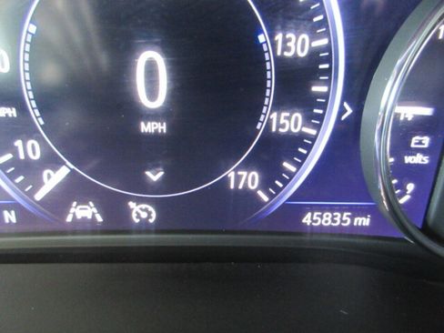 Used 2024 Buick Enclave Premium w/ Experience Buick Package image 23