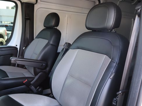 Used 2023 RAM ProMaster 2500 FWD image 16