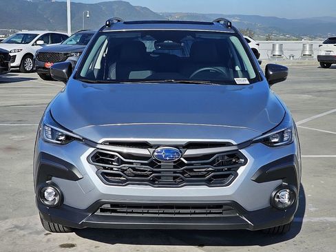 Certified 2025 Subaru Crosstrek 2.5i Limited w/ Crosstrek Mirror Package image 8
