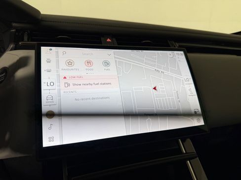 New 2026 Land Rover Range Rover Velar Dynamic SE image 23