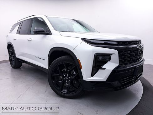 Used 2024 Chevrolet Traverse RS w/ LPO, Floor Liner Package image 1