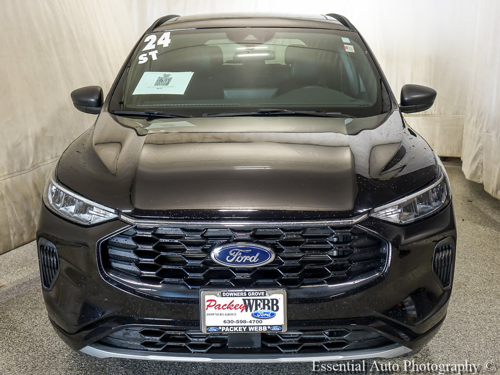 Certified 2024 Ford Escape ST-Line w/ Tech Pack #1 AWD/4WD image 5