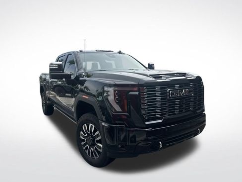 Used 2025 GMC Sierra 2500 Denali Ultimate AWD/4WD image 4