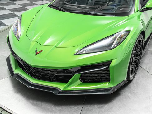 Used 2026 Chevrolet Corvette Z06 RWD image 36
