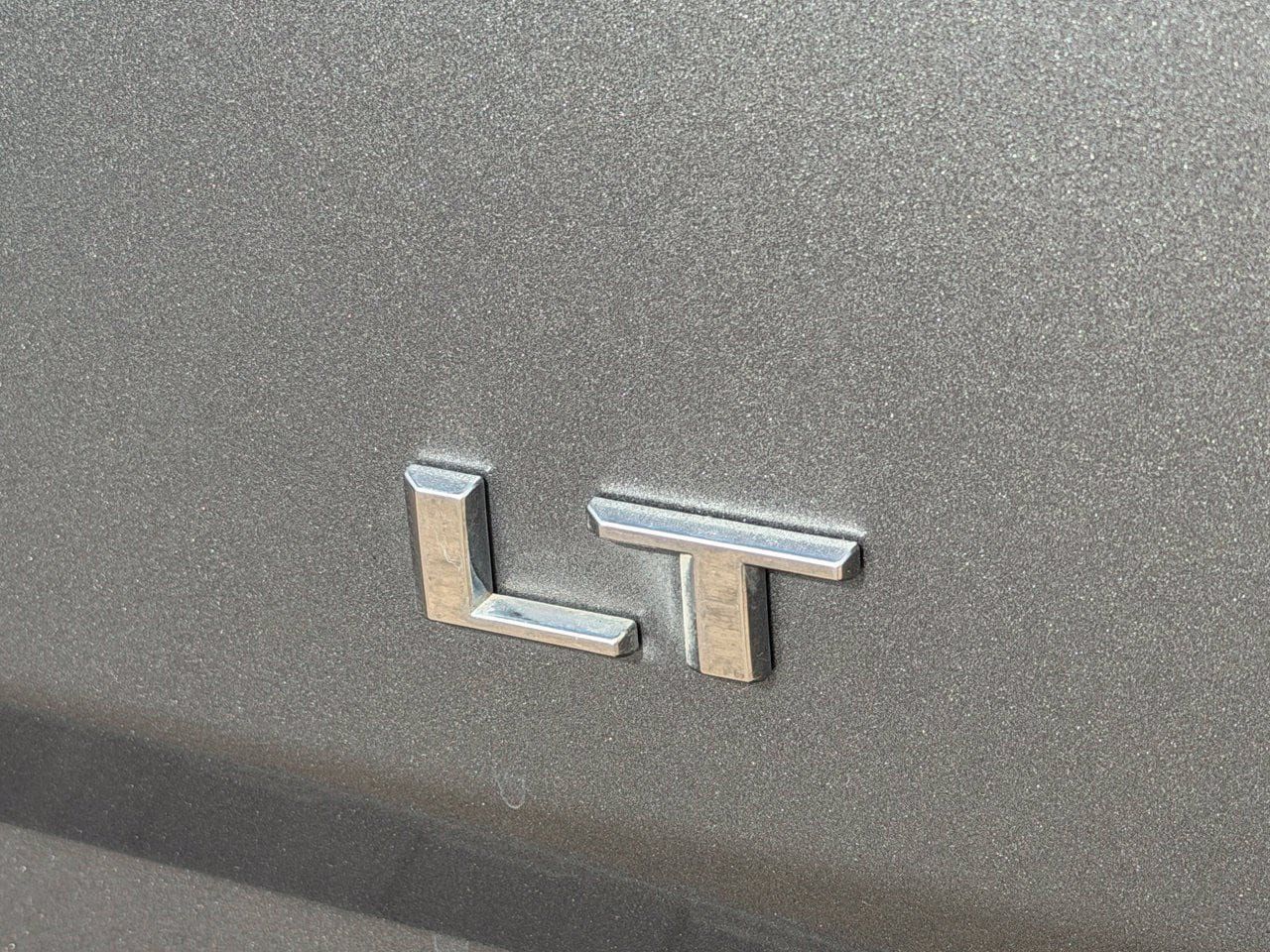 Used 2022 Chevrolet Colorado LT RWD image 7
