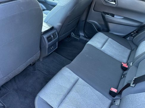Used 2025 Nissan Rogue SV FWD image 13