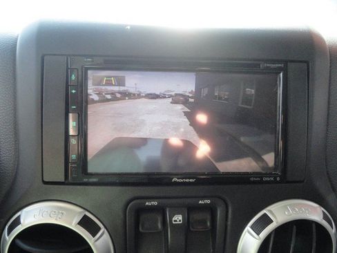 Used 2013 Jeep Wrangler Sahara w/ Dual Top Group AWD/4WD image 14