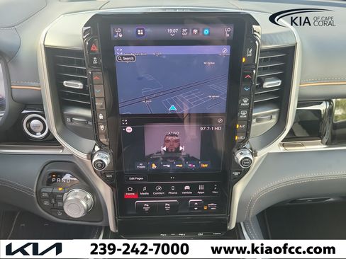 Used 2025 RAM 1500 Tungsten AWD/4WD image 18