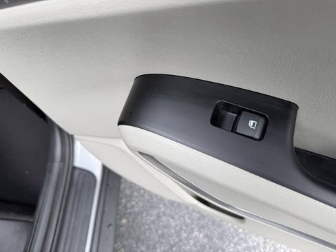 Used 2025 Kia Soul LX FWD image 26