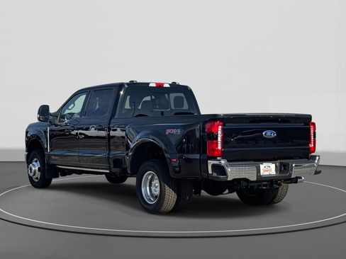 New 2025 Ford F350 Lariat w/ Lariat Ultimate Package AWD/4WD image 2