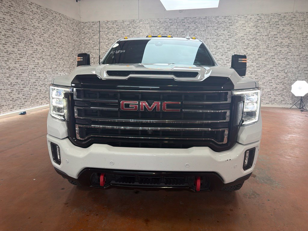 Used 2021 GMC Sierra 2500 AT4 w/ AT4 Premium Plus Package AWD/4WD image 2