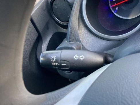 Used 2013 Honda Fit image 17