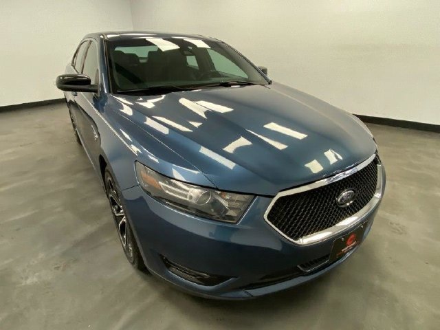 Used 2018 Ford Taurus SHO AWD/4WD image 9