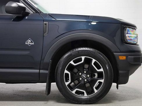 Used 2023 Ford Bronco Sport Outer Banks w/ Tech Package AWD/4WD image 11