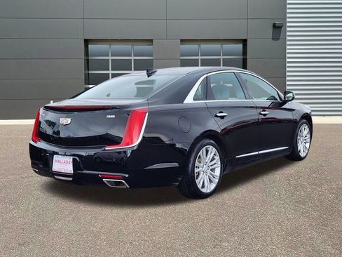 Used 2018 Cadillac XTS Luxury image 5