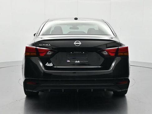 Used 2025 Nissan Altima 2.5 SV FWD image 6