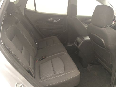 Used 2022 GMC Terrain SLE w/ Driver Convenience Package FWD image 19