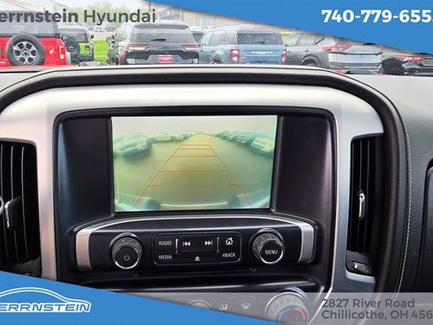 Used 2018 GMC Sierra 1500 SLE w/ Max Trailering Package AWD/4WD image 12