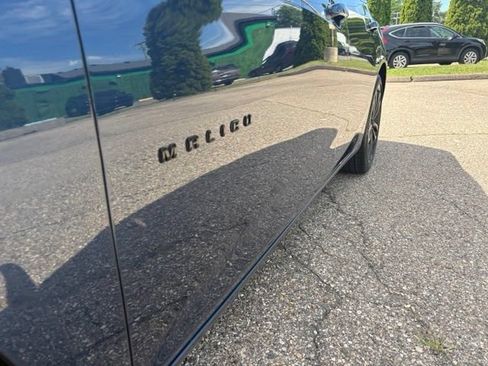 Used 2022 Chevrolet Malibu LT FWD image 32