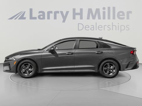 Used 2023 Kia K5 LXS FWD image 3