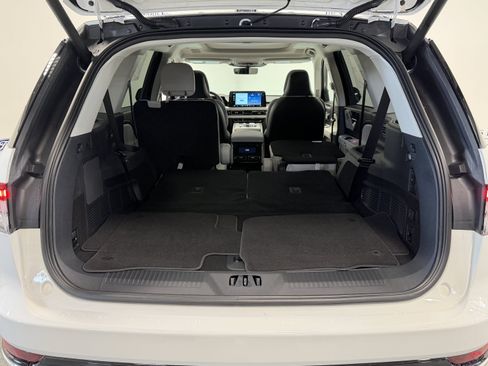 New 2026 Lincoln Aviator Reserve AWD/4WD image 30