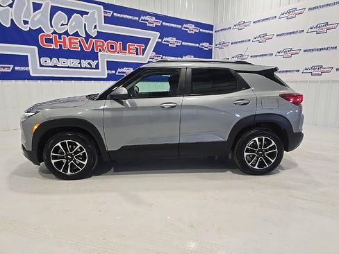 Used 2025 Chevrolet TrailBlazer LT image 5