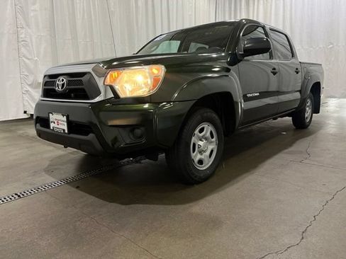 Used 2014 Toyota Tacoma 2WD Double Cab w/ SR5 Package image 23