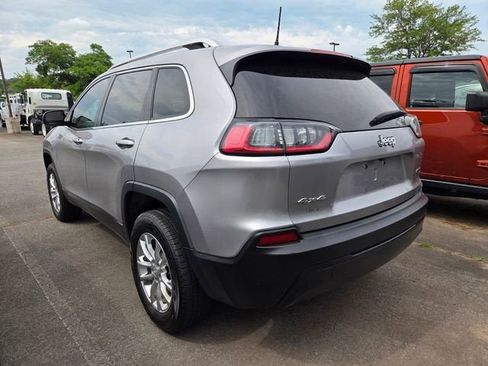 Used 2019 Jeep Cherokee Latitude w/ Popular Appearance Group AWD/4WD image 5