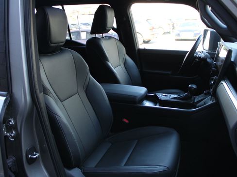 Used 2024 Lexus GX 550 GX 550 Premium+ image 29