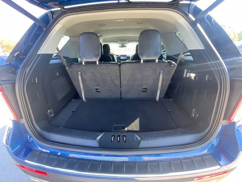Used 2022 Ford Explorer Limited image 22