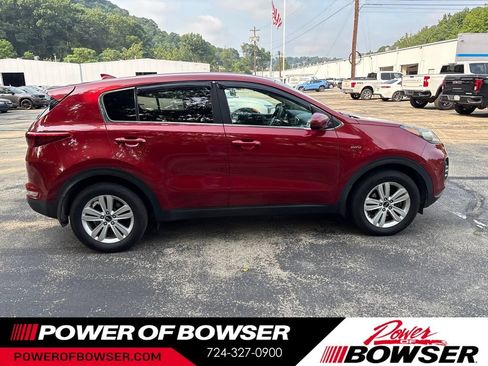 Used 2019 Kia Sportage LX AWD/4WD image 6