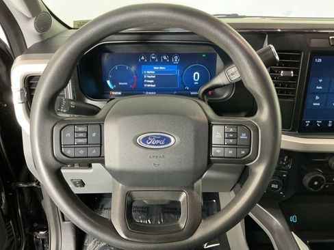 Used 2023 Ford F350 XLT w/ XLT Premium Package AWD/4WD image 20