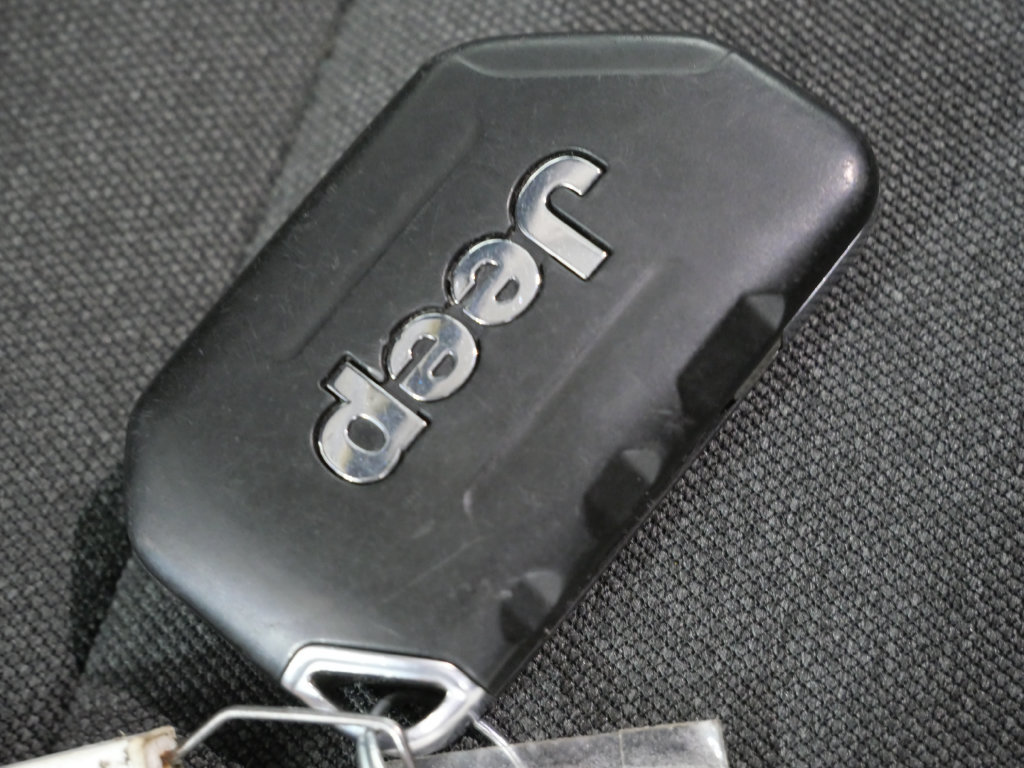 Used 2024 Jeep Wrangler Unlimited Sport AWD/4WD image 29