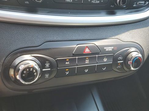 Used 2017 Kia Sorento LX FWD image 28
