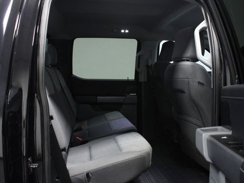 Used 2022 Ford F150 XLT w/ Equipment Group 302A High image 15