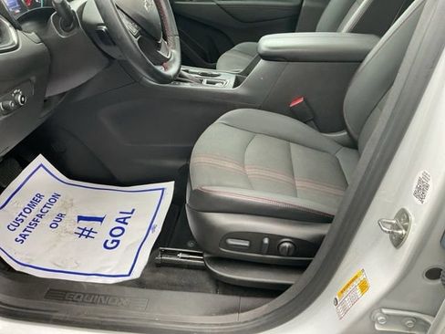 Used 2023 Chevrolet Equinox RS image 24