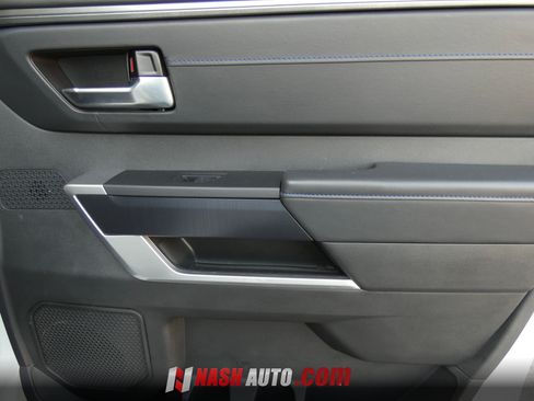 Used 2024 Toyota Tundra Platinum AWD/4WD image 44