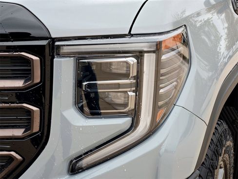 Used 2024 GMC Sierra 1500 AT4X image 3