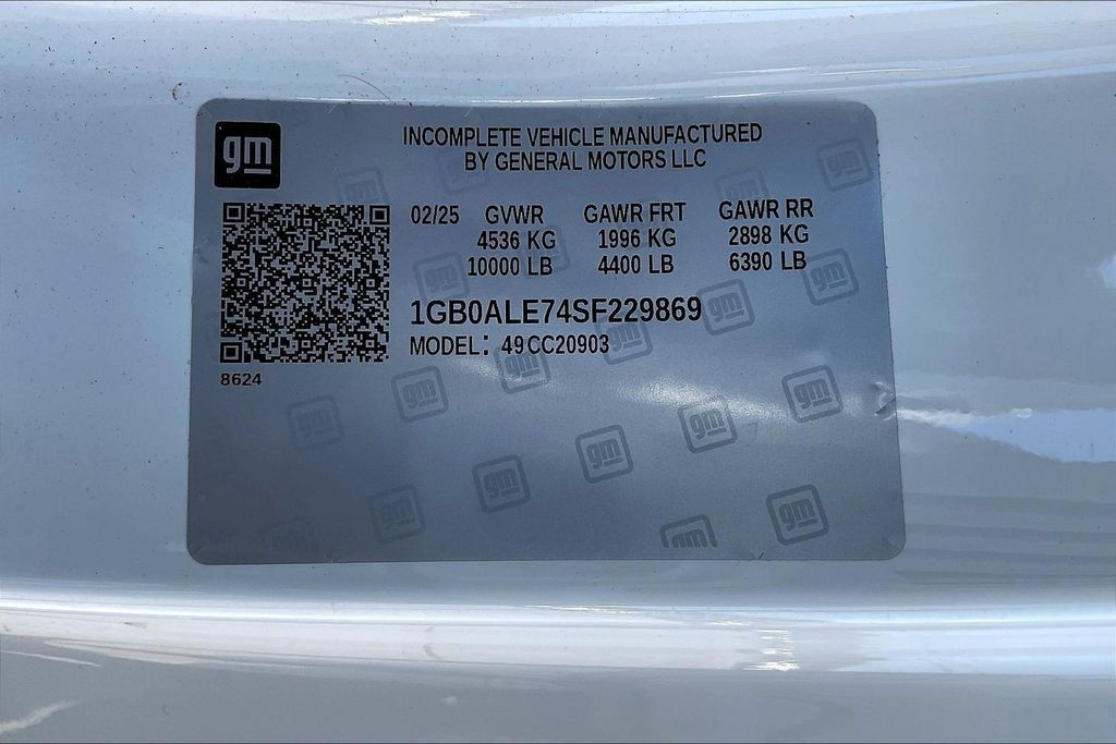 Used 2025 Chevrolet Silverado 2500 W/T RWD image 28