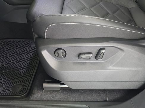 New 2026 Volkswagen Atlas SE image 22