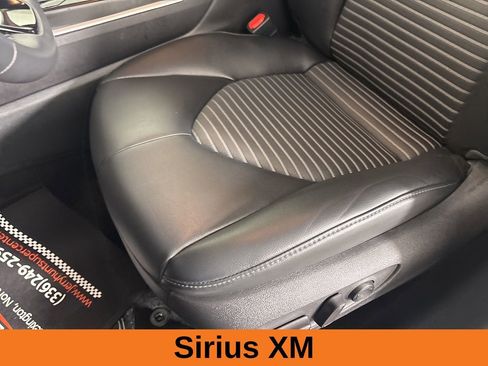 Used 2024 Toyota Highlander XSE image 12