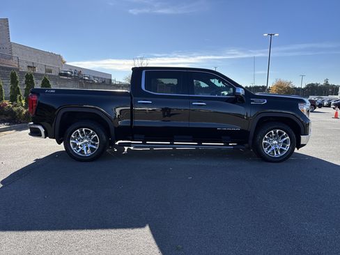 Used 2021 GMC Sierra 1500 SLT w/ SLT Premium Plus Package image 11