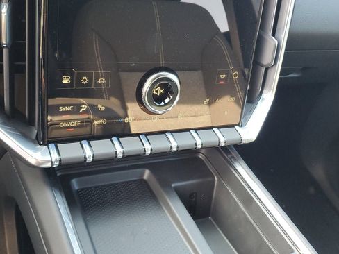 New 2026 GMC Acadia Elevation w/ Black Edition FWD image 23