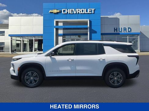 New 2026 Chevrolet Traverse LT w/ Driver Confidence Package AWD/4WD image 8