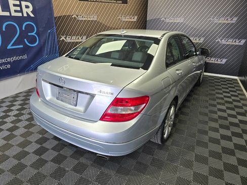 Used 2009 Mercedes-Benz C 300 4MATIC Sedan image 16