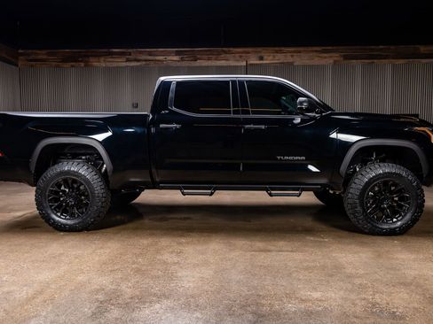 Used 2026 Toyota Tundra SR5 w/ SR5 Convenience Package image 11