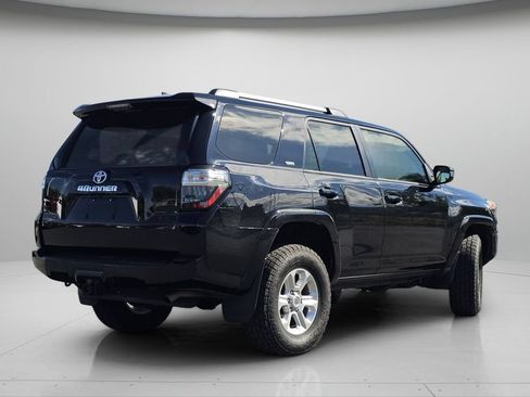 Used 2024 Toyota 4Runner SR5 AWD/4WD image 24