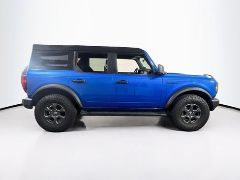 Used 2023 Ford Bronco 4-Door AWD/4WD image 4
