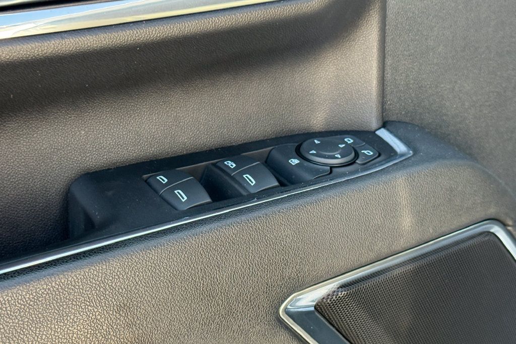 Used 2024 Chevrolet Silverado 2500 LT AWD/4WD image 28